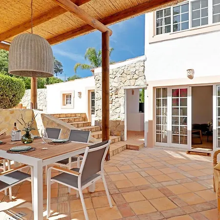 Vila Quinta Da Galina By Portucasa