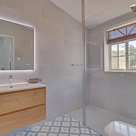 Vila Quinta Da Galina By Portucasa Loulé
