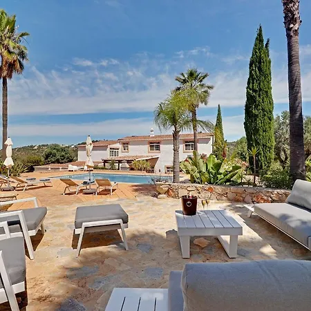 Villa Quinta Da Galina By Portucasa Loulé
