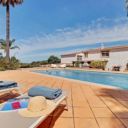 Quinta Da Galina By Portucasa