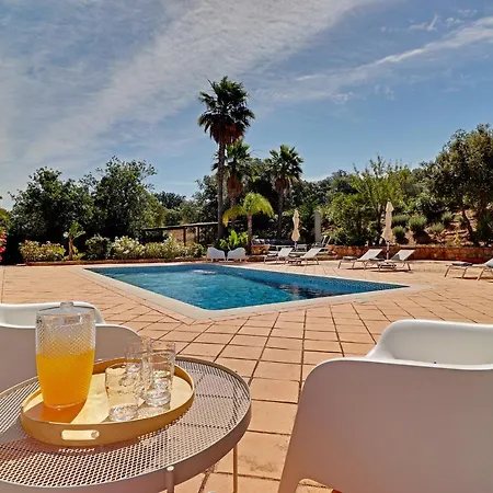 וילה Quinta Da Galina By Portucasa *