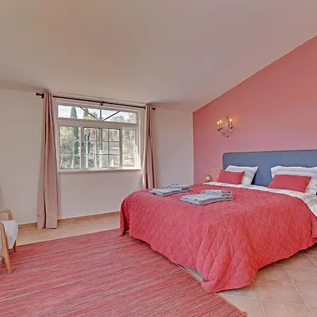 Quinta Da Galina By Portucasa