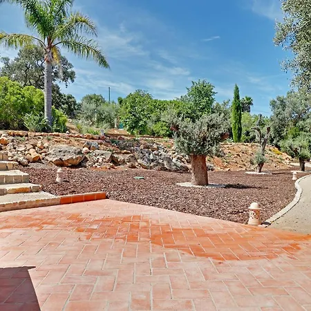 Quinta Da Galina By Portucasa * Loulé