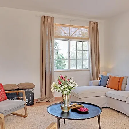 Quinta Da Galina By Portucasa Villa