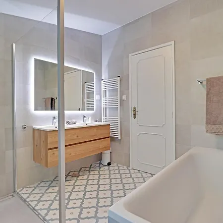 Quinta Da Galina By Portucasa * Loule