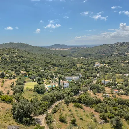 Quinta Da Galina By Portucasa *
