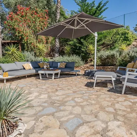 Quinta Da Galina By Portucasa
